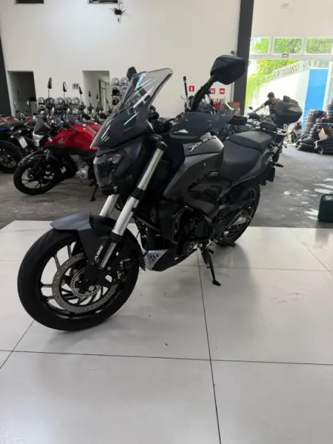 BAJAJ Dominar 400 , Foto 8