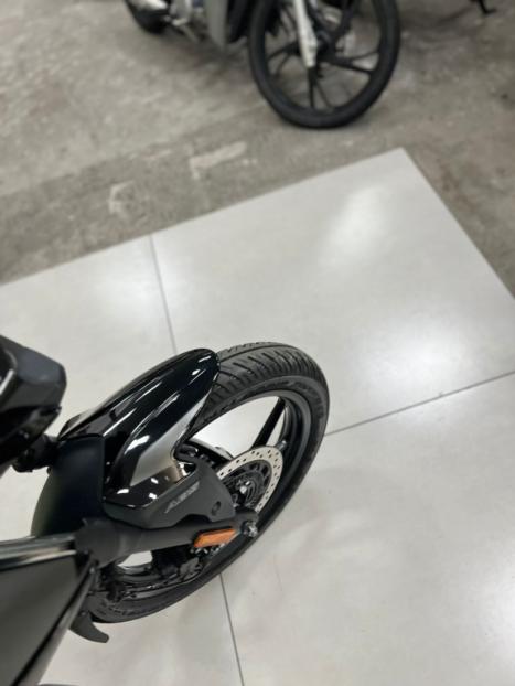 BAJAJ Pulsar 150 , Foto 2