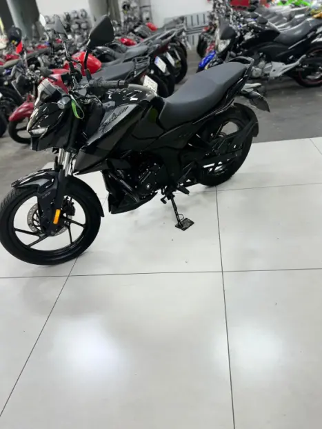 BAJAJ Pulsar 150 , Foto 8