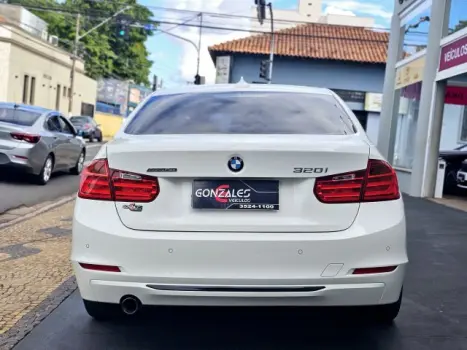 BMW 320I 2.0 16V 4P ACTIVE TURBO AUTOMÁTICO, Foto 10 BMW 320I 2.0 16V 4P ACTIVE TURBO AUTOMÁTICO, Foto 10