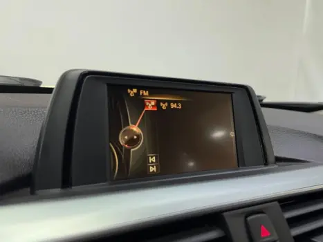 BMW 320I 2.0 16V 4P SPORT TURBO ACTIVE FLEX AUTOM�TICO, Foto 13