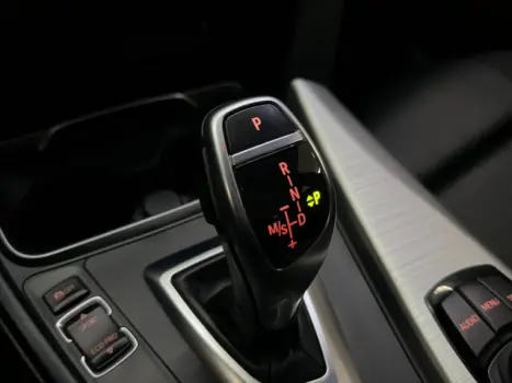 BMW 320I 2.0 16V 4P SPORT TURBO ACTIVE FLEX AUTOM�TICO, Foto 16