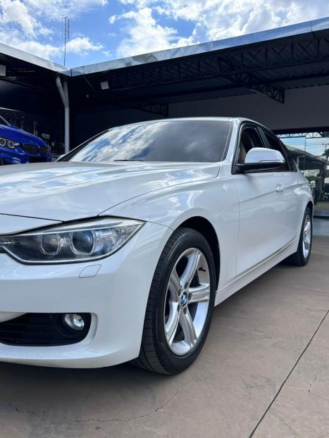 BMW 320I 2.0 16V 4P GP TURBO ACTIVE FLEX AUTOM�TICO, Foto 4