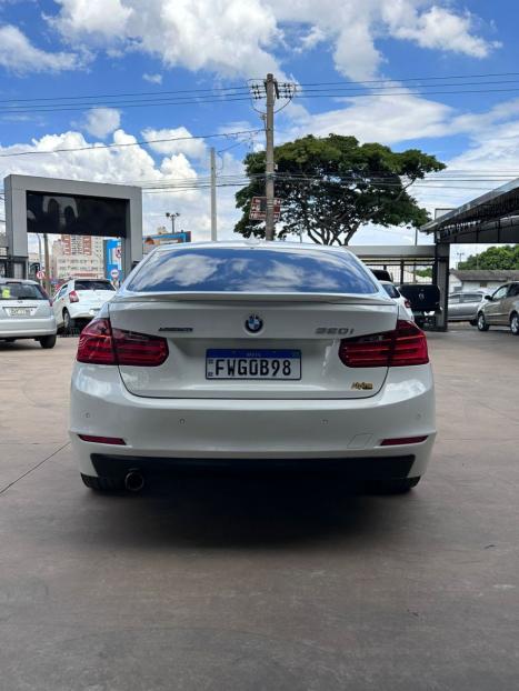 BMW 320I 2.0 16V 4P GP TURBO ACTIVE FLEX AUTOM�TICO, Foto 5
