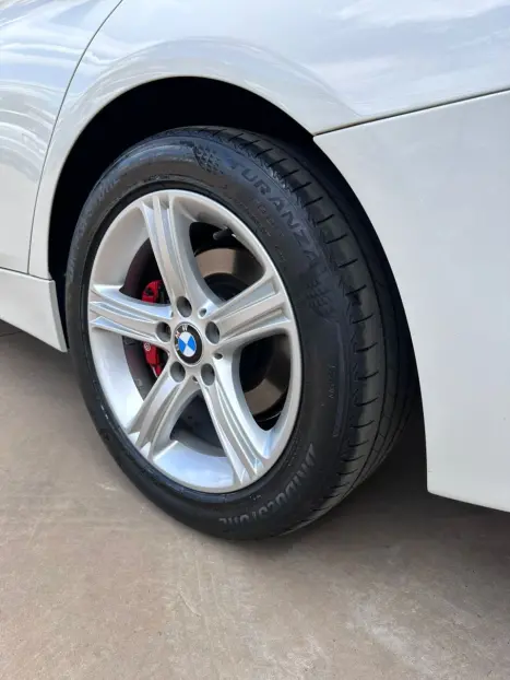 BMW 320I 2.0 16V 4P GP TURBO ACTIVE FLEX AUTOM�TICO, Foto 14