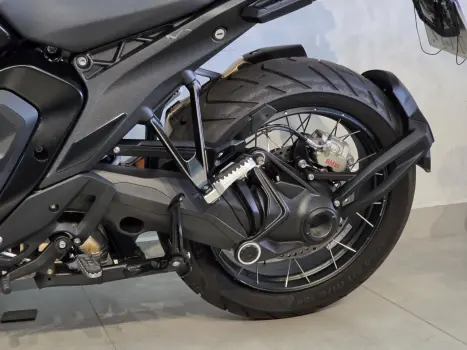 BMW R 1300 GS TRIPLE BLACK, Foto 10