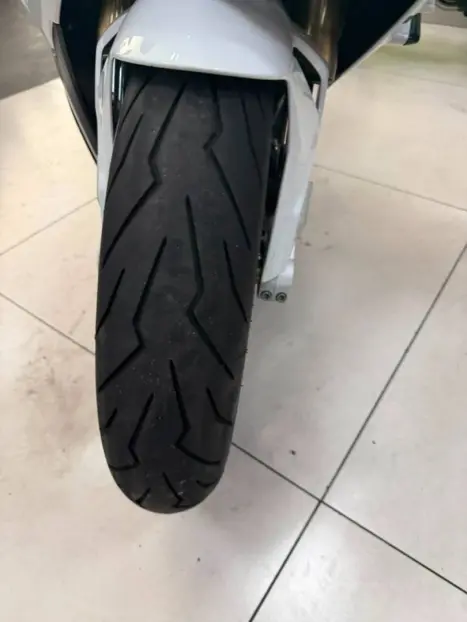 BMW S 1000 RR HP4 STREET, Foto 4