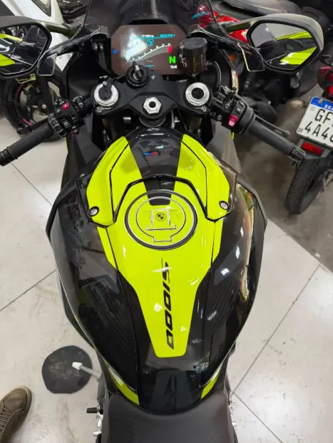 BMW S 1000 RR HP4 STREET, Foto 14