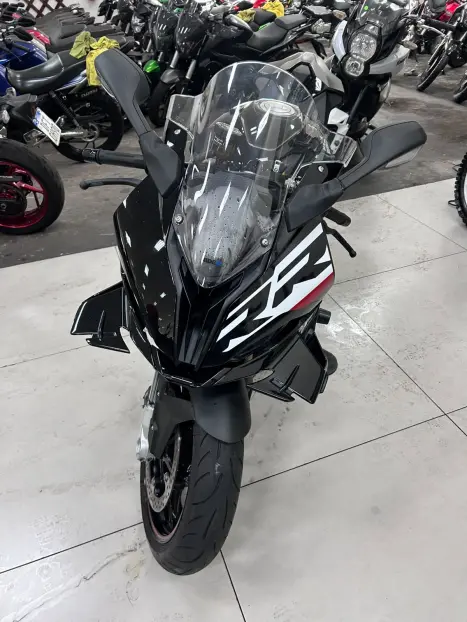 BMW S 1000 RR HP4 STREET, Foto 3