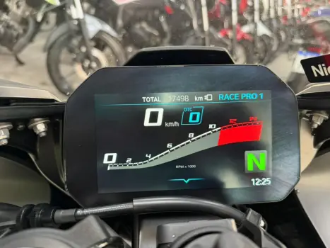 BMW S 1000 RR M, Foto 16