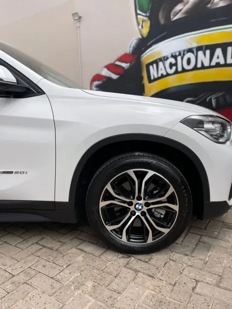 BMW X1 2.0 16V 4P SDRIVE 20I GP ACTIVEFLEX TURBO AUTOMÁTICO, Foto 9 BMW X1 2.0 16V 4P SDRIVE 20I GP ACTIVEFLEX TURBO AUTOMÁTICO, Foto 9