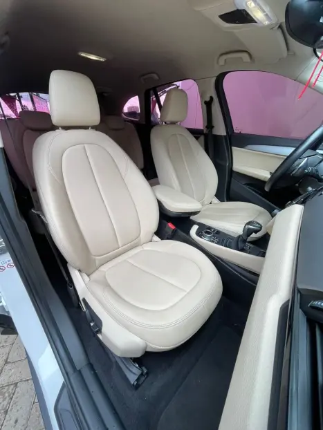 BMW X1 2.0 16V 4P SDRIVE 20I GP ACTIVEFLEX TURBO AUTOMÁTICO, Foto 13 BMW X1 2.0 16V 4P SDRIVE 20I GP ACTIVEFLEX TURBO AUTOMÁTICO, Foto 13