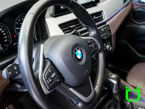 BMW X1 2.0 16V 4P XDRIVE 25I SPORT ACTIVEFLEX AUTOMÁTICO, Foto 28 BMW X1 2.0 16V 4P XDRIVE 25I SPORT ACTIVEFLEX AUTOMÁTICO, Foto 28