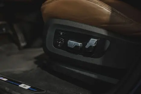 BMW X6 4.4 V8 32V 4P M COMPETITION BI-TURBO AUTOMÁTICO, Foto 25 BMW X6 4.4 V8 32V 4P M COMPETITION BI-TURBO AUTOMÁTICO, Foto 25