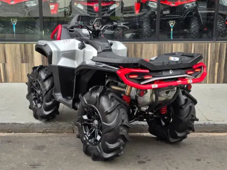 BRP CAN-AM Max Limited 1000 , Foto 2