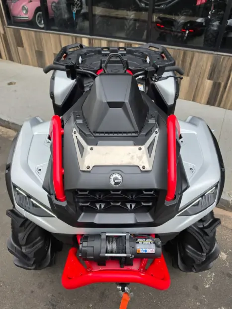 BRP CAN-AM Max Limited 1000 , Foto 10