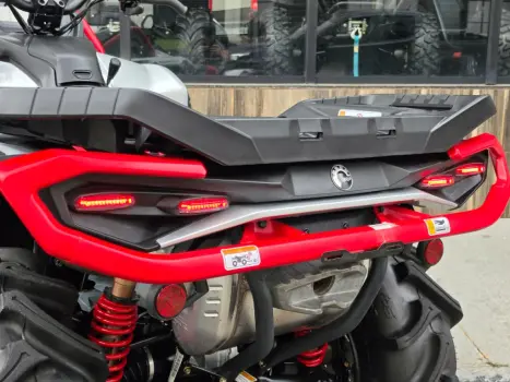 BRP CAN-AM Max Limited 1000 , Foto 12