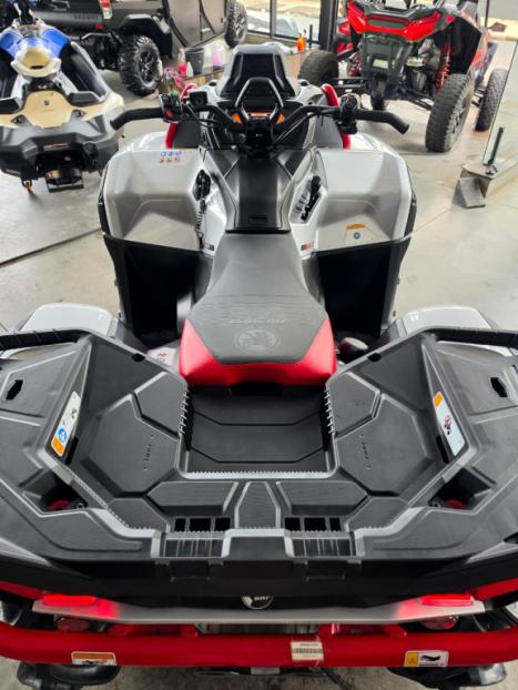 BRP CAN-AM Outlander XMR 1000, Foto 20