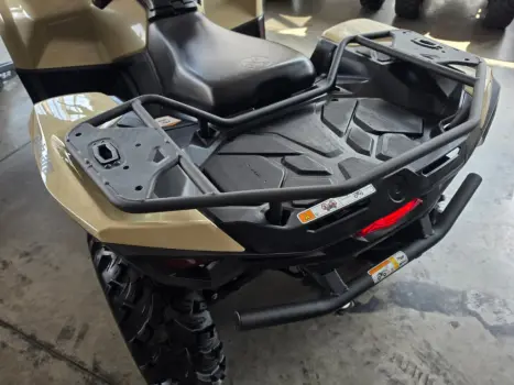 BRP CAN-AM Outlander 650, Foto 9