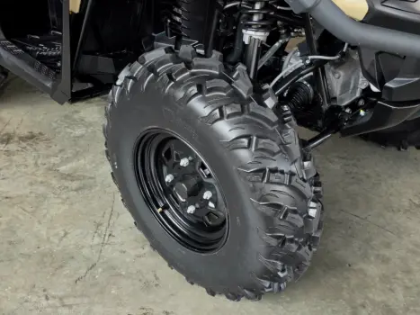 BRP CAN-AM Outlander 650, Foto 10