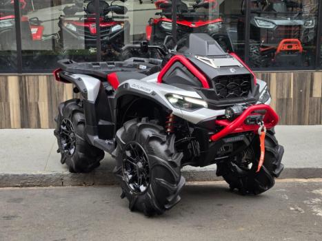 BRP CAN-AM Outlander XMR 1000, Foto 1