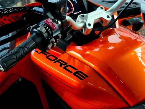 CF MOTO CForce 1000 , Foto 4