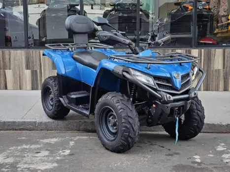 CF MOTO CForce 450 L , Foto 1
