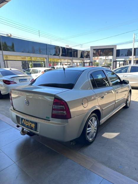 CHEVROLET Astra Sedan 1.8 4P CONFORT �LCOOL, Foto 6