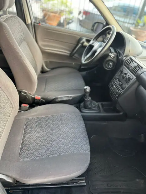 CHEVROLET Classic Sedan 1.0 4P FLEX SPIRIT, Foto 8 CHEVROLET Classic Sedan 1.0 4P FLEX SPIRIT, Foto 8