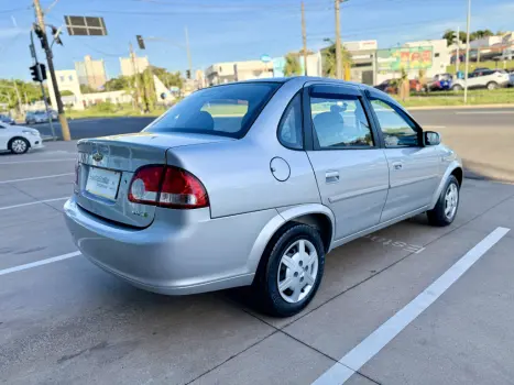 CHEVROLET Classic Sedan 1.0 4P VHCE FLEX LS, Foto 3