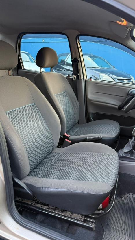 CHEVROLET Classic Sedan 1.0 4P VHCE FLEX LS, Foto 9