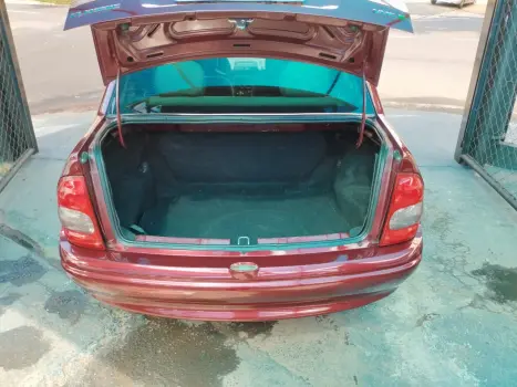 CHEVROLET Classic Sedan 1.0 4P VHCE FLEX, Foto 10