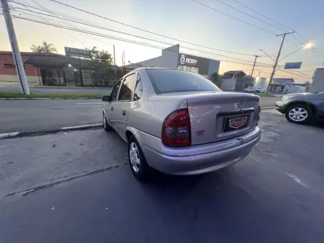 CHEVROLET Classic Sedan 1.0 4P, Foto 6