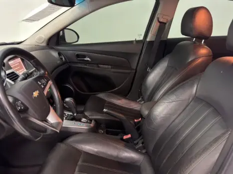 CHEVROLET Cruze Hatch 1.8 16V 4P LTZ SPORT6 FLEX AUTOM�TICO, Foto 5