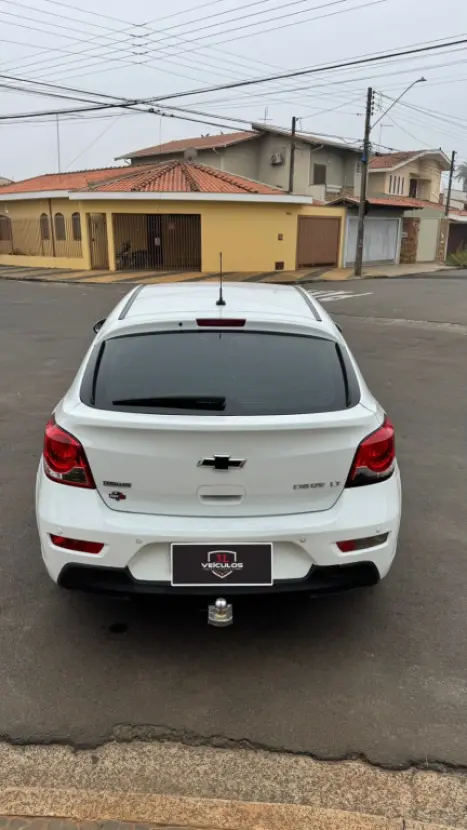 CHEVROLET Cruze Hatch 1.8 16V 4P LT SPORT6 FLEX AUTOM�TICO, Foto 4