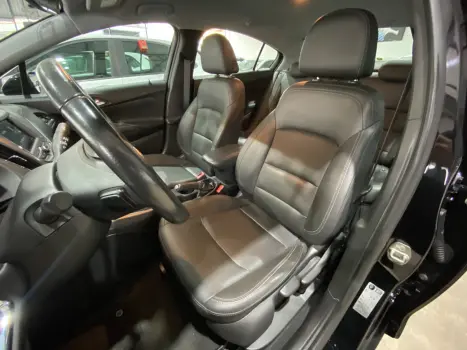 CHEVROLET Cruze Sedan 1.4 16V 4P LT FLEX TURBO AUTOMTICO, Foto 16