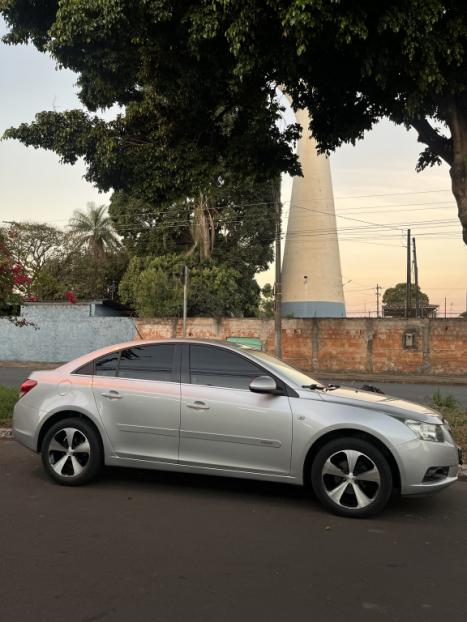 CHEVROLET Cruze Sedan 1.8 16V 4P LT ECOTEC FLEX AUTOM�TICO, Foto 3