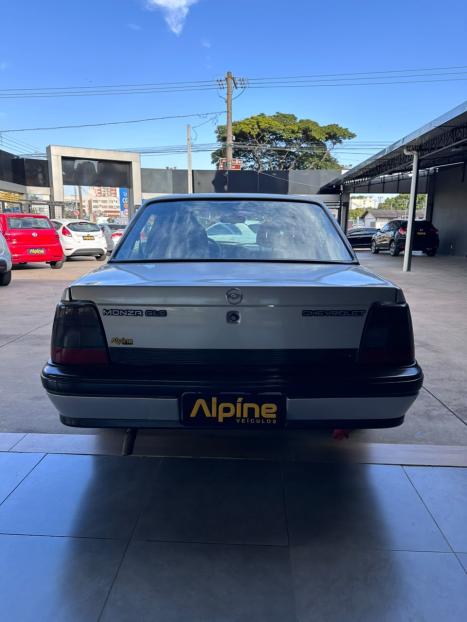 CHEVROLET Monza Sedan 2.0 4P EFI �LCOOL GLS, Foto 4
