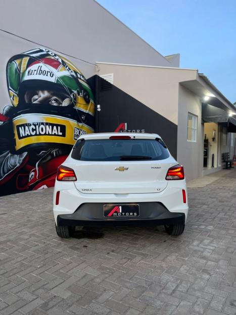 CHEVROLET Onix Hatch 1.0 12V 4P FLEX LT TURBO AUTOMÁTICO, Foto 5 CHEVROLET Onix Hatch 1.0 12V 4P FLEX LT TURBO AUTOMÁTICO, Foto 5