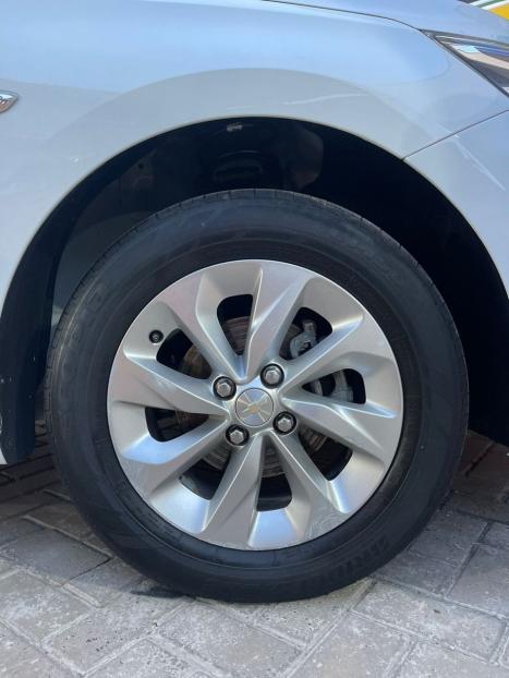 CHEVROLET Onix Hatch 1.0 12V 4P FLEX LT TURBO AUTOMÁTICO, Foto 7 CHEVROLET Onix Hatch 1.0 12V 4P FLEX LT TURBO AUTOMÁTICO, Foto 7