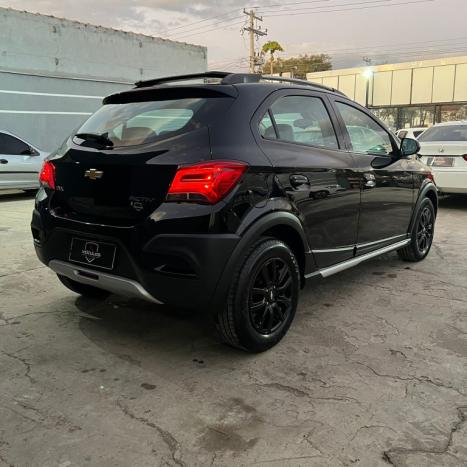 CHEVROLET Onix Hatch 1.4 4P FLEX ACTIV, Foto 6