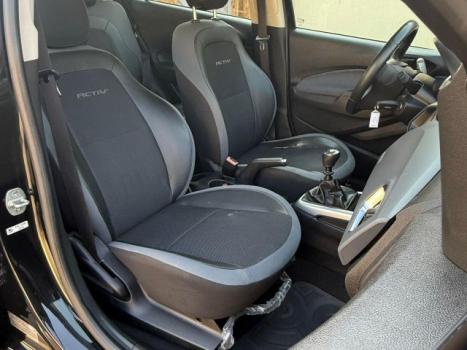 CHEVROLET Onix Hatch 1.4 4P FLEX ACTIV, Foto 6