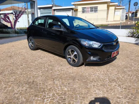 CHEVROLET Onix Hatch 1.4 4P FLEX LTZ, Foto 2 CHEVROLET Onix Hatch 1.4 4P FLEX LTZ, Foto 2