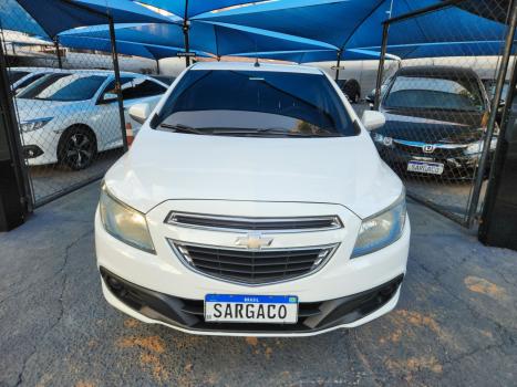 CHEVROLET Onix Hatch 1.4 4P FLEX LT, Foto 3