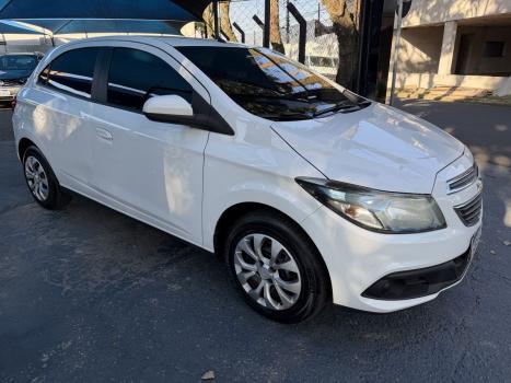 CHEVROLET Onix Hatch 1.4 4P FLEX LT, Foto 4