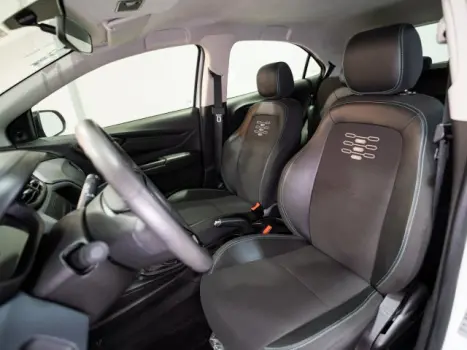CHEVROLET Onix Hatch 1.0 4P FLEX JOY BLACK, Foto 6 CHEVROLET Onix Hatch 1.0 4P FLEX JOY BLACK, Foto 6