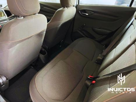 CHEVROLET Onix Hatch 1.4 4P FLEX LT, Foto 8 CHEVROLET Onix Hatch 1.4 4P FLEX LT, Foto 8