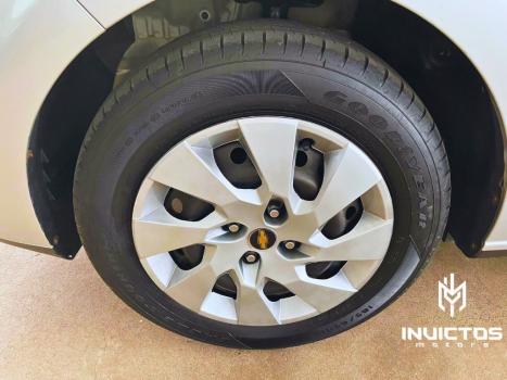 CHEVROLET Onix Hatch 1.4 4P FLEX LT, Foto 11 CHEVROLET Onix Hatch 1.4 4P FLEX LT, Foto 11