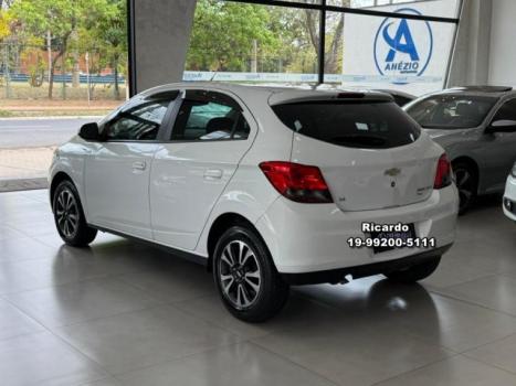 CHEVROLET Onix Hatch 1.4 4P FLEX LTZ, Foto 3 CHEVROLET Onix Hatch 1.4 4P FLEX LTZ, Foto 3