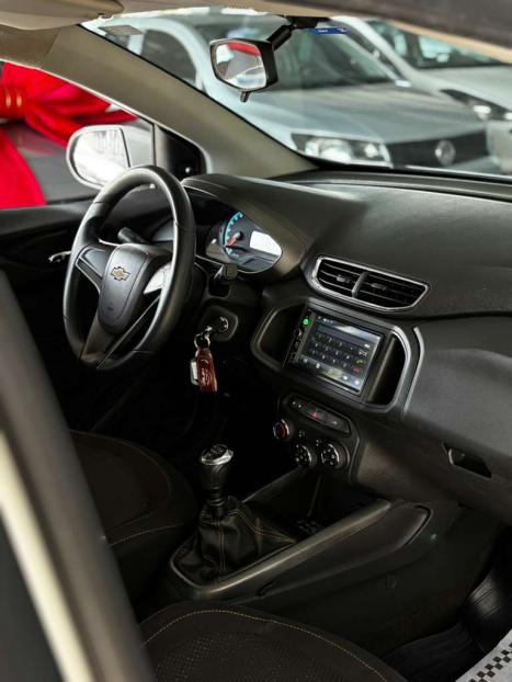 CHEVROLET Onix Hatch 1.4 4P FLEX LTZ, Foto 5